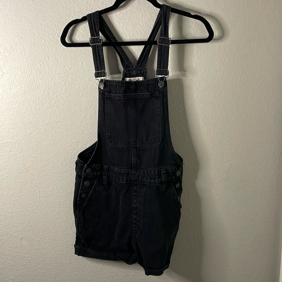 Madwell Adirondack Short Overalls in Washed Black Size Small - Picture 2 of 9